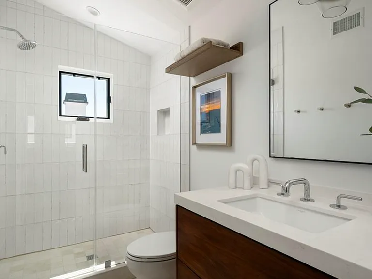 428 1/2 Fernleaf Ave — Photo 23