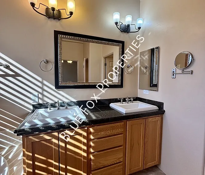 4688 N Belgravia Rd — Photo 20