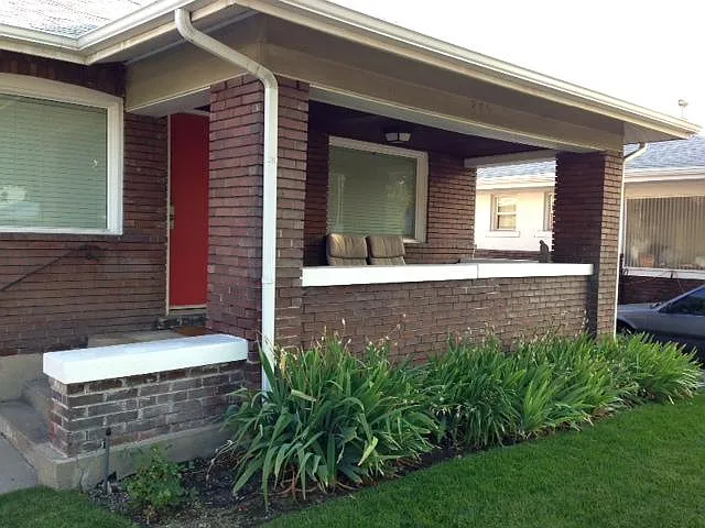 4 bed, 2200 sqft, $675 — Photo 2