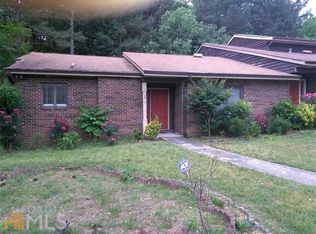 5505 Stoneleigh Ct, Stone Mountain, GA 30088