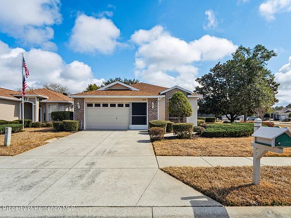 4th image of 4444 Golf Club Ln