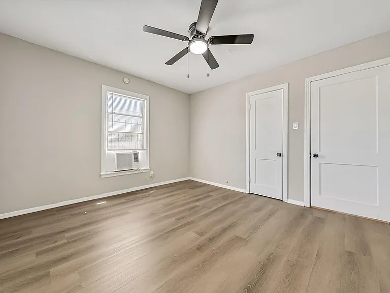 2619 Nettleton St #1 — Photo 4