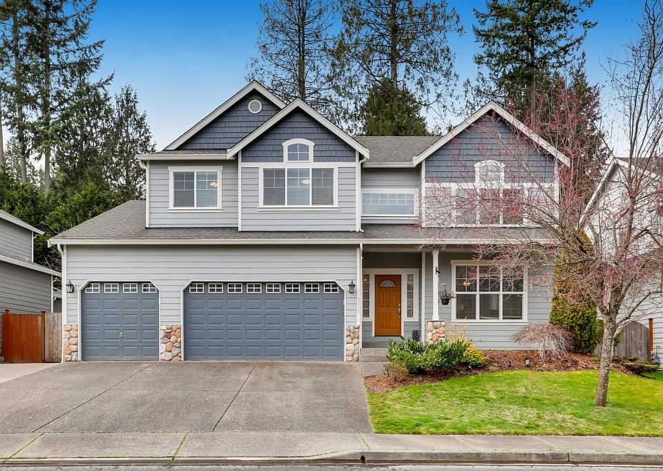 1st image of 8205 192nd Avenue Pl E
