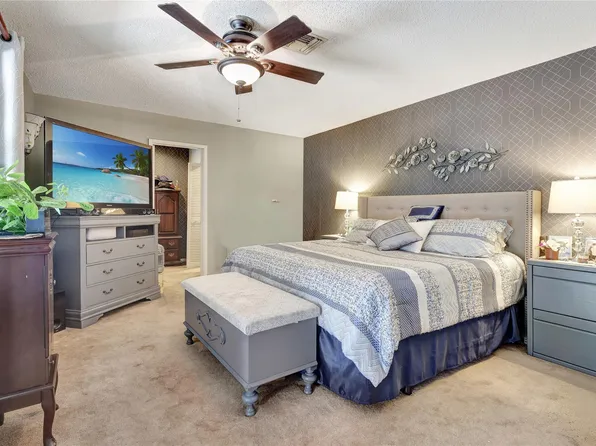 12100 Landing Way, Hollywood, FL 33026