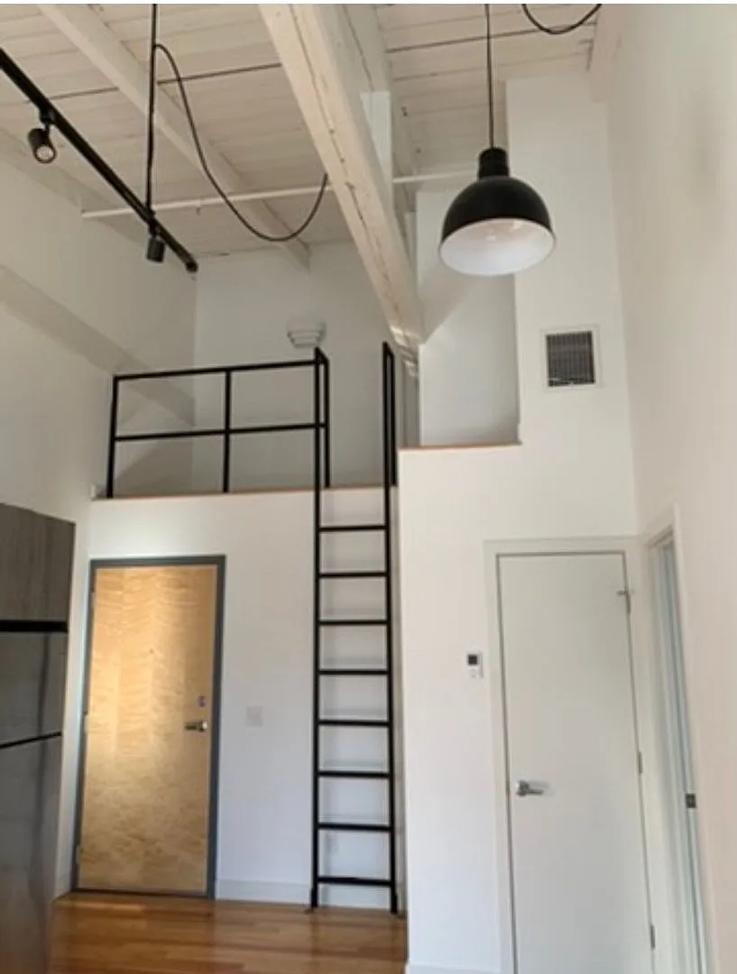 Building Photo - 40 Sprague St #304