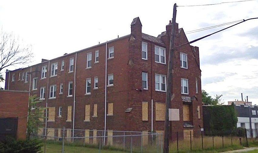 1st image of 12080 Broadstreet Ave