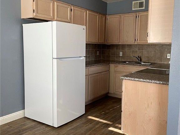 4th image of 1614 Sugita Ln APT 4