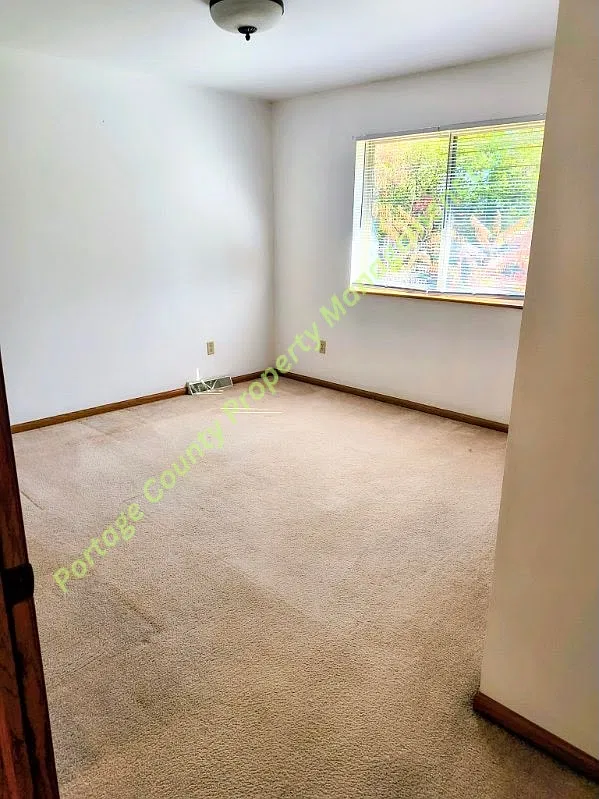 2 bed, $1,300 — Photo 3