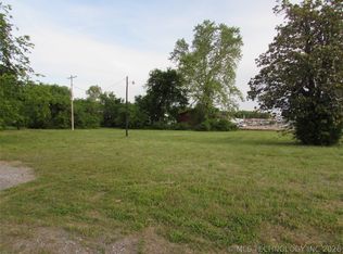 N York St, Muskogee, OK 74403