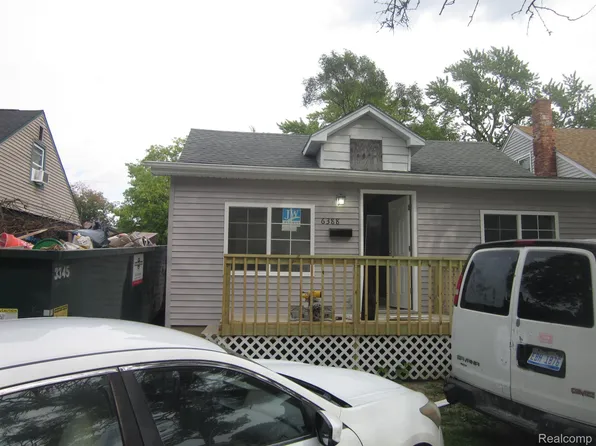 6388 Brace St, Detroit, MI 48228