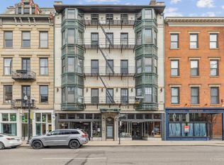 1202 Main St APT 2, Cincinnati, OH 45202