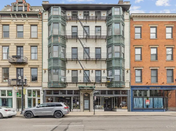 1202 Main St APT 2, Cincinnati, OH 45202