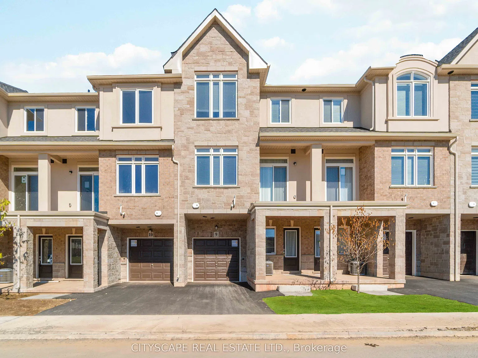 2 bed, $2,650 — Photo 1