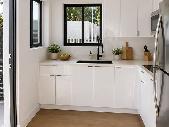 5th image of 2540 NW 90th St #1