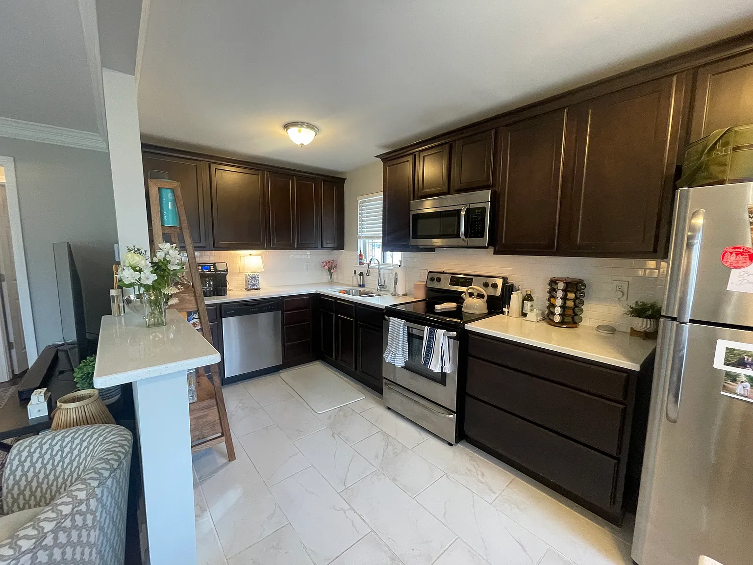 2 bed, $1,375 — Photo 3
