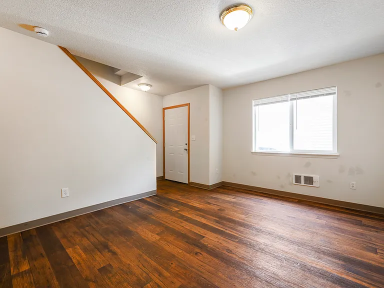 2819-2835 SE 90th Pl — Photo 10