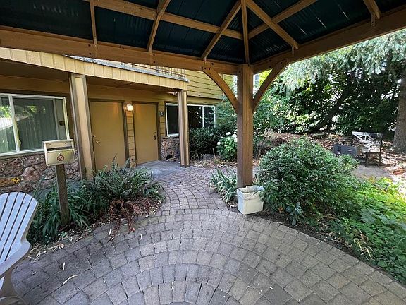 5th image of 1301 E Reserve St #6