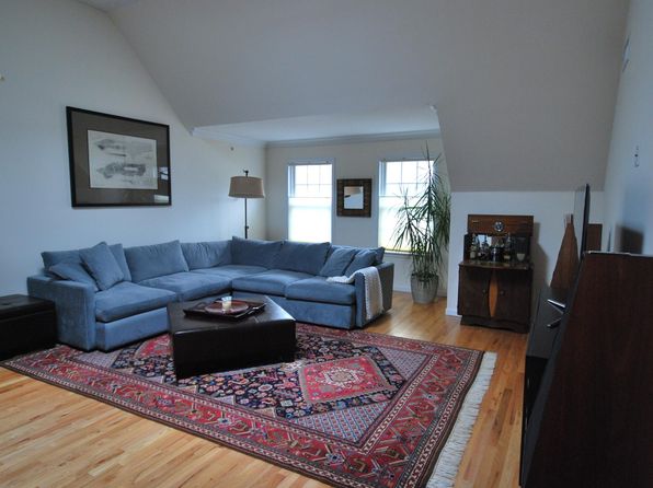 218 Main St Unit 302