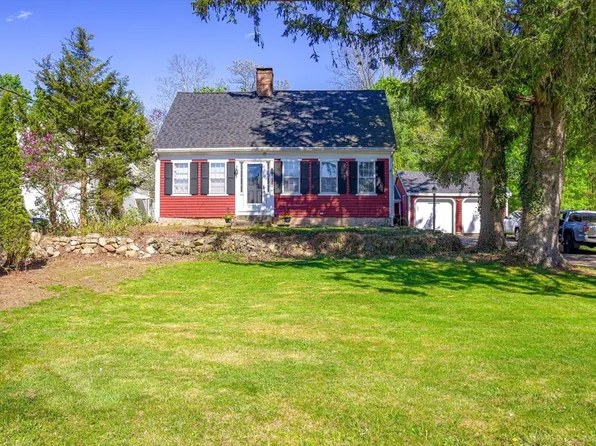 64 Pearl St, Brockton, MA 02301