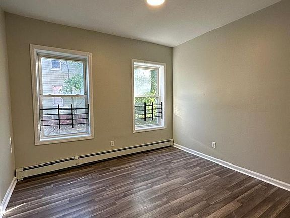 5th image of 160 S 10th St #1L