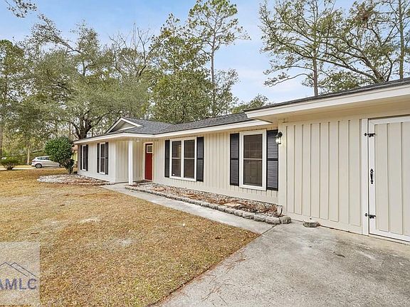 5th image of 389 Gray Fox Rd