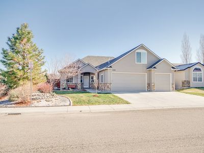 6190 S Hollyhock Way, Boise, ID, 83716