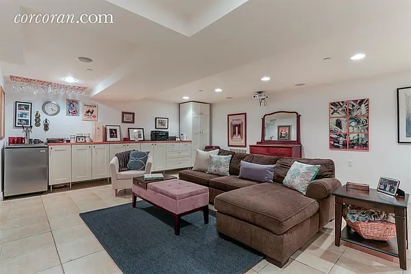 Sold by Corcoran | media 18