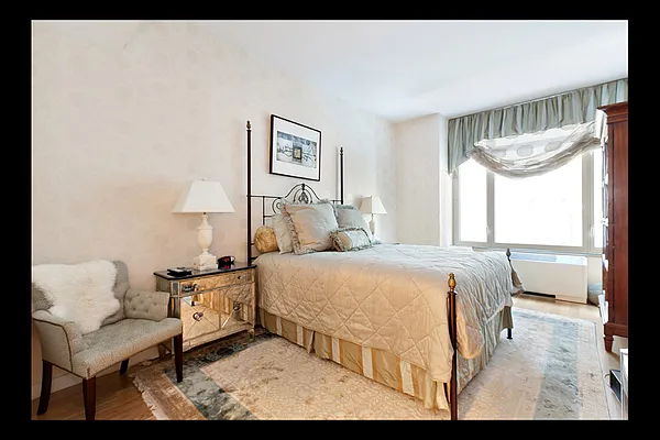 Sold by Corcoran | media 3