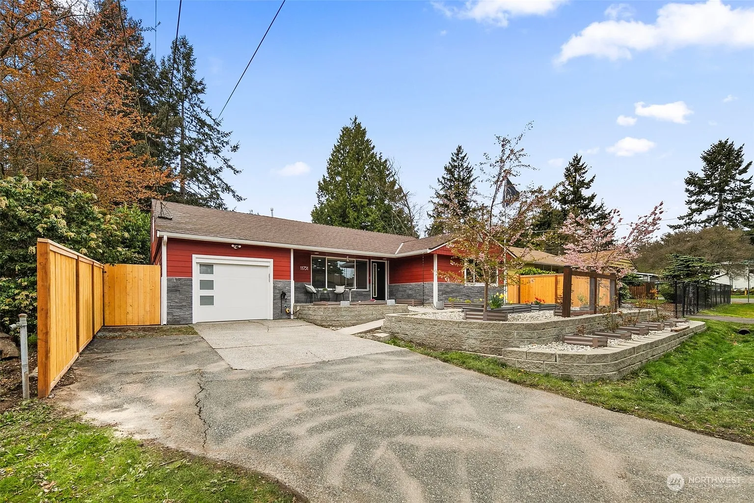 11751 9th Avenue NE photo 1