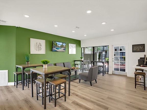 3rd image of 3201 E Fort Lowell Rd APT 1089