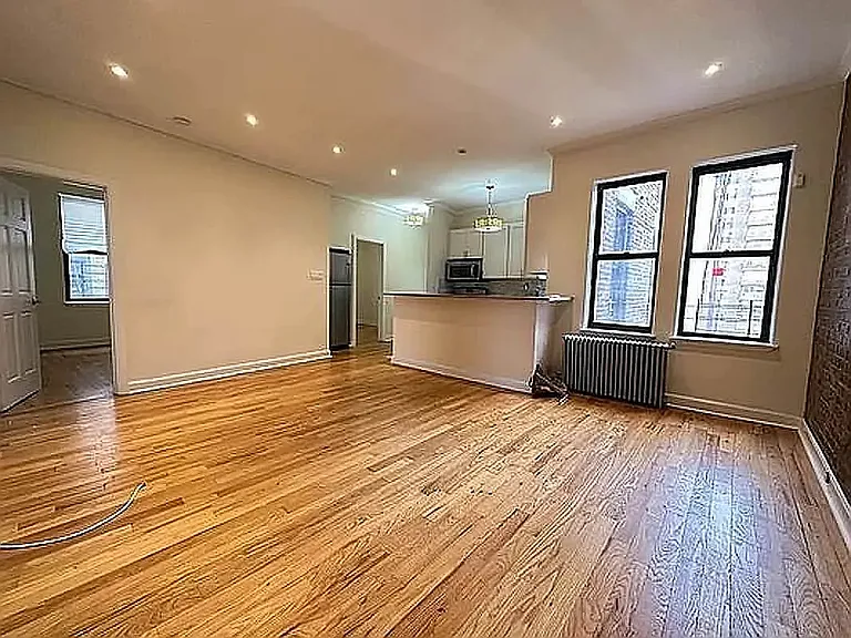 382 Wadsworth Ave #1E — Photo 5