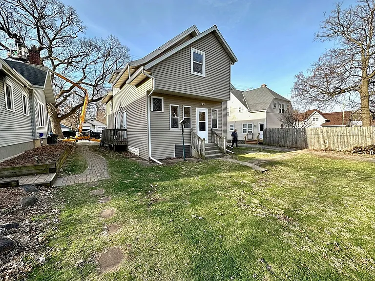 626 W Olin Ave — Photo 12