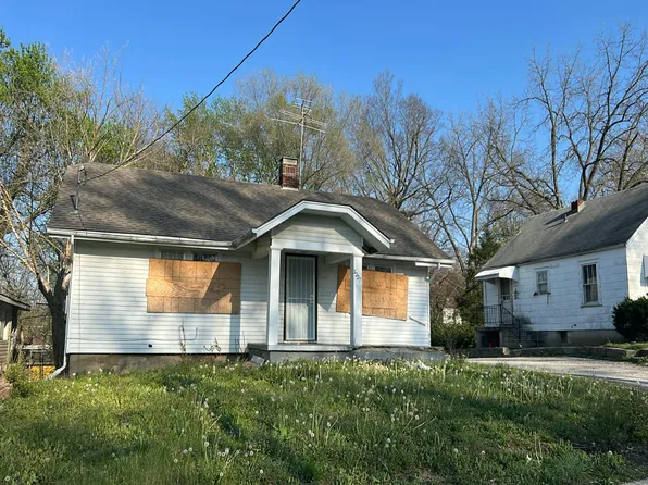 1227 Appleton Ave, Independence, MO 64052