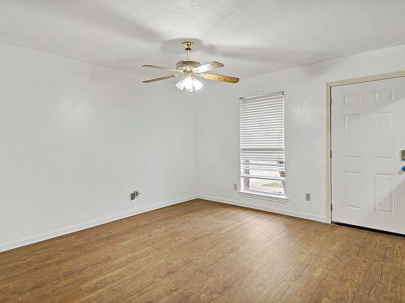 5th image of 1717 Sherwood Ln