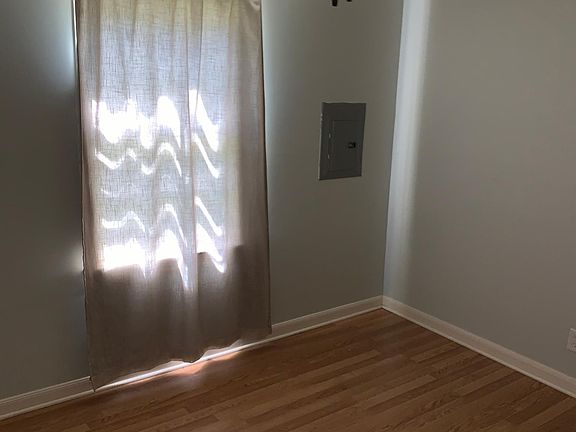 4th image of 943 Dolby St