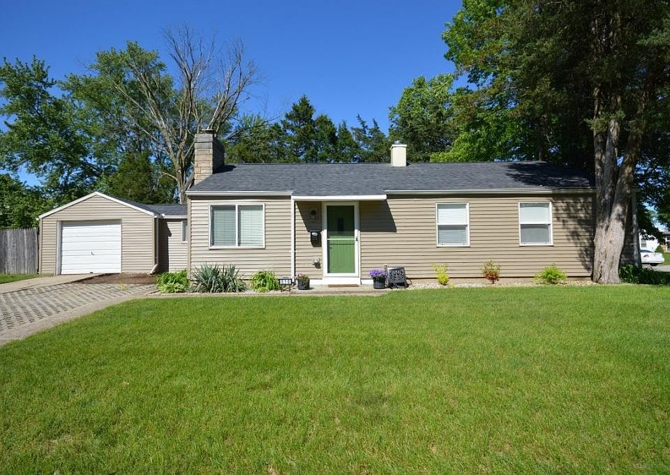1st image of 516 Woodcliff Dr