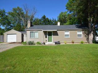 516 Woodcliff Dr, South Bend, IN 46615