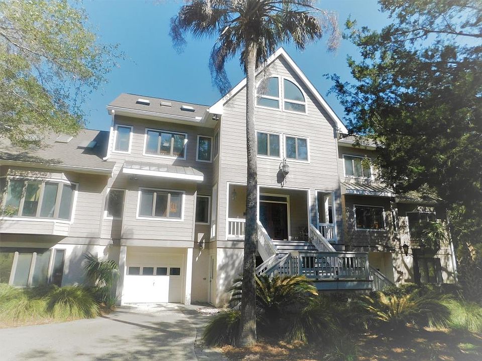 2nd image of 68 Persimmon Ct