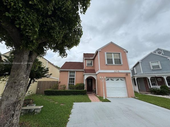 11715 SW 113th Ter