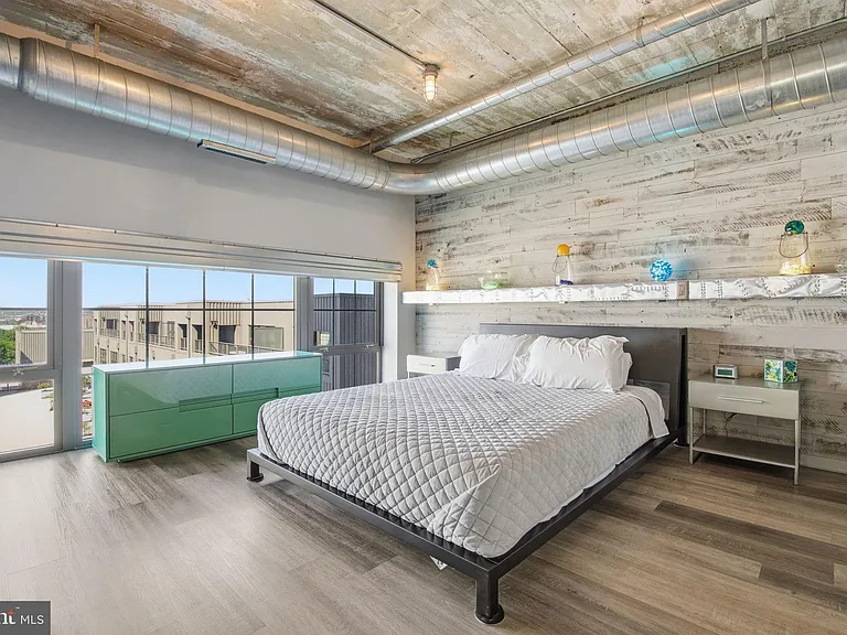 1200 Steuart St #1119 — Photo 14