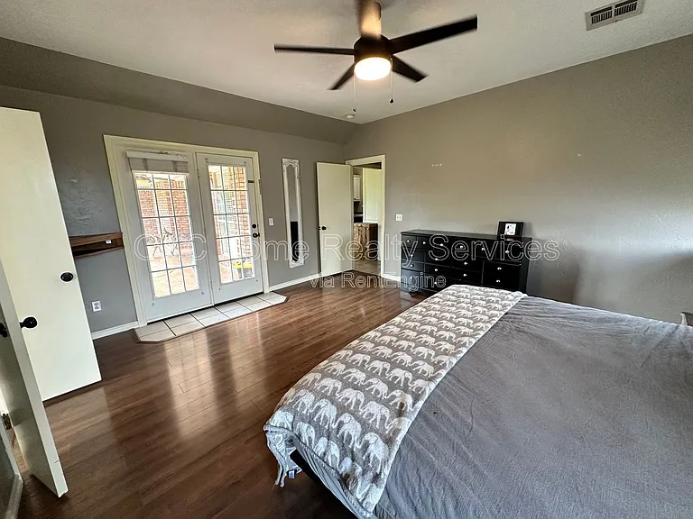 1440 W Agate Way — Photo 11