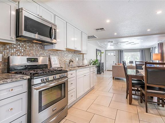 4th image of 9365 San Lorenzo Ave