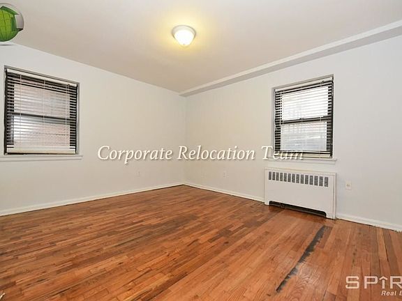 5th image of 25-14 31st Ave #C1