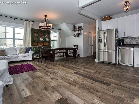 4th image of 7016 Sandy Dune Way