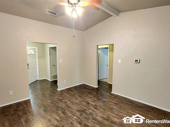 4th image of 1514 Natches Dr