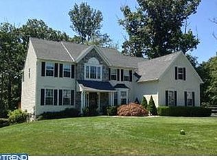 406 Forest Ln, North Wales, PA 19454