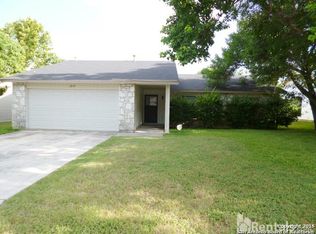 2814 Oak Ml, San Antonio, TX 78251