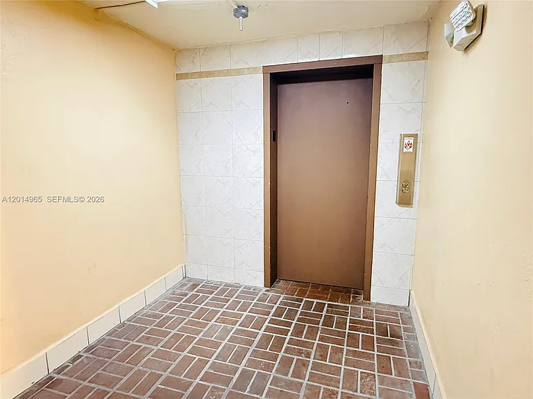 9440 W Flagler St #305 — Photo 19