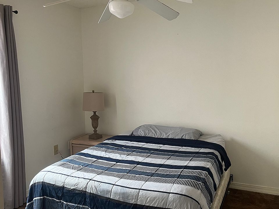 2nd image of 9318 New Heritage Rd #201