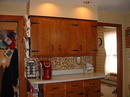 5th image of 555 Plymouth St